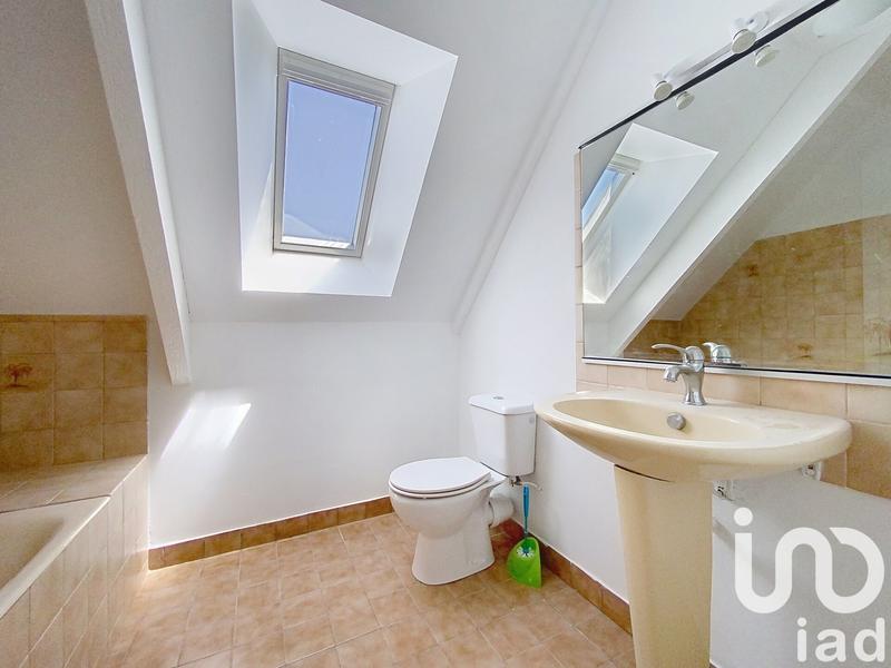 Maison - 95 m² - 5 pièces