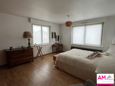 Maison - 151 m² - 7 pièces