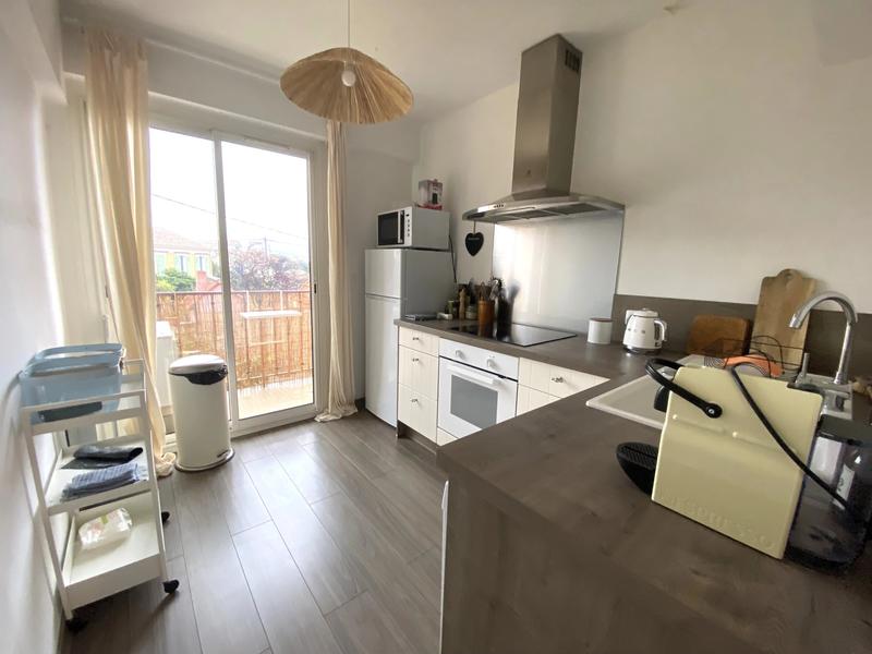 Appartement - 60 m² - 3 pièces