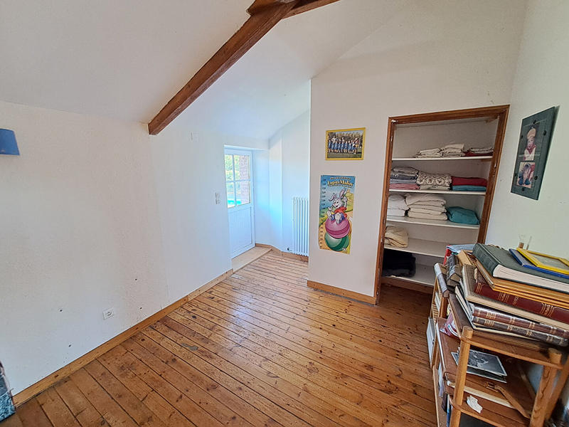Maison - 244 m² - 6 pièces