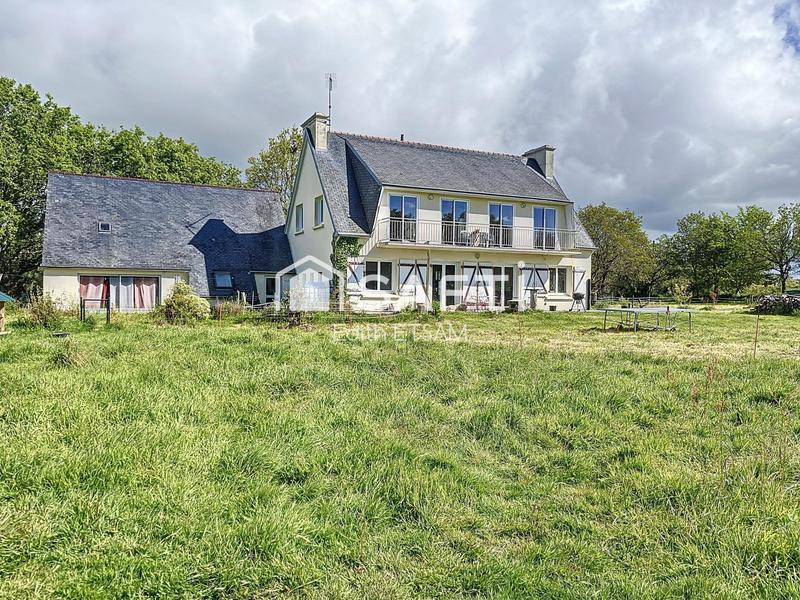 Maison - 165 m² - 5 pièces