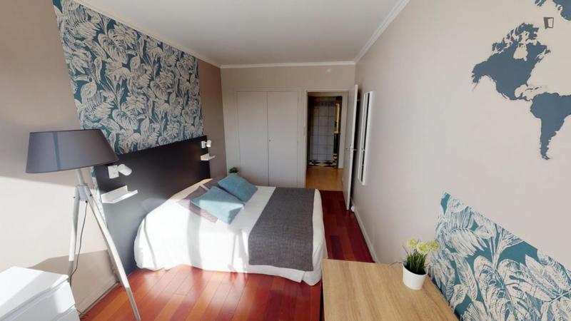 Chambre - 12 m² - 3 pièces