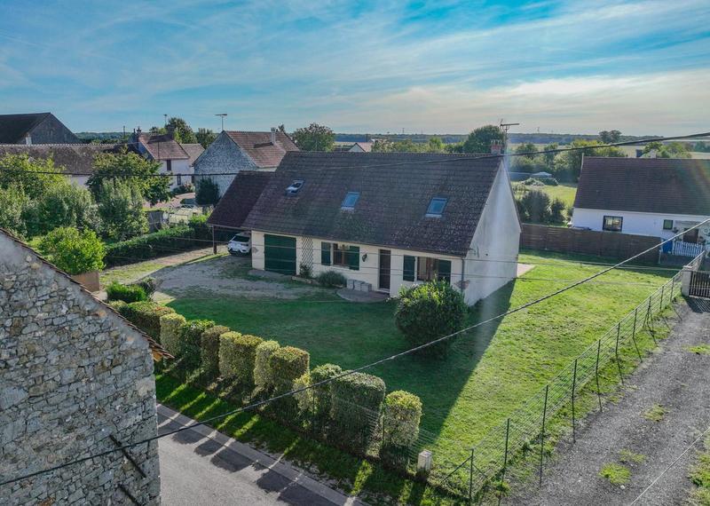 Maison - 111 m² - 5 pièces