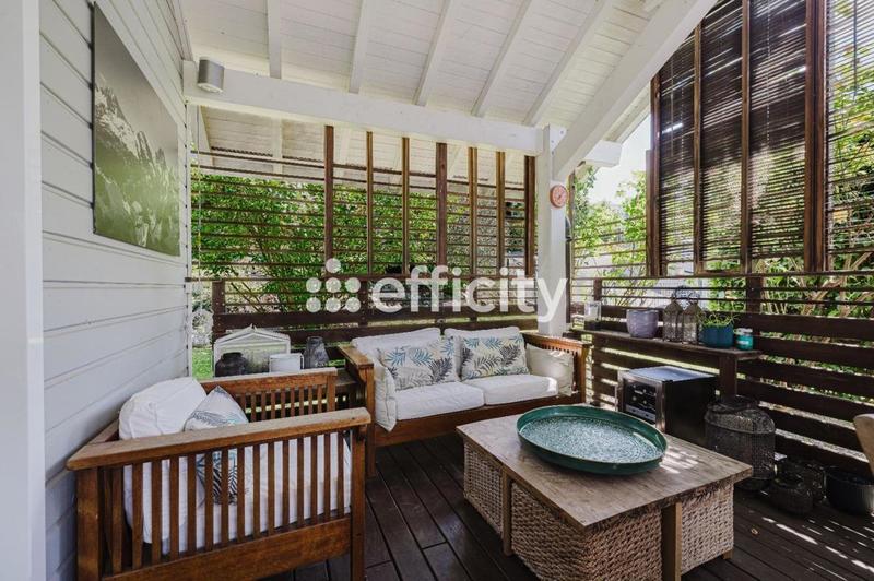 Maison - 168 m² - 6 pièces