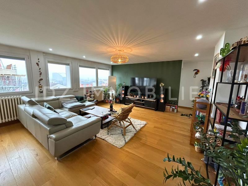 Appartement - 101 m² - 5 pièces