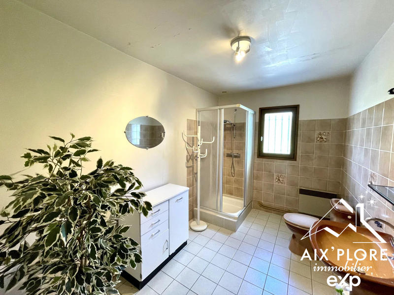 Maison - 149 m² - 8 pièces