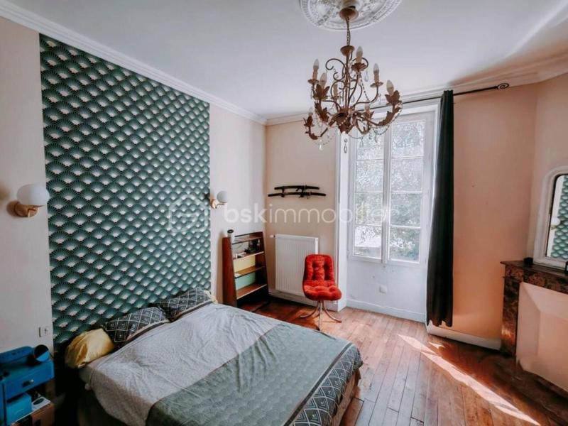 Maison ancienne - 177 m² - 11 pièces