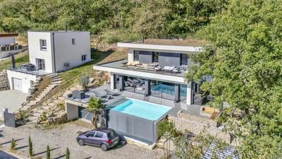 Villa - 159 m² - 6 pièces