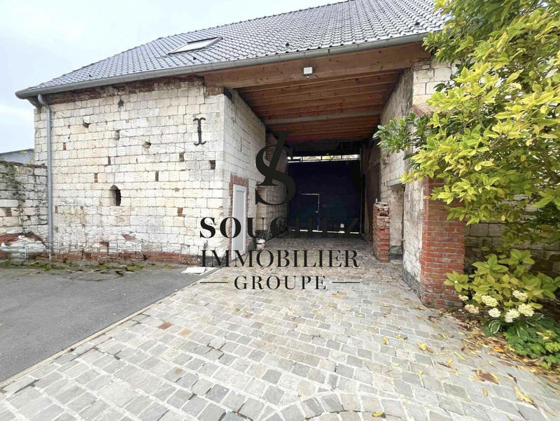 Maison - 250 m² - 8 pièces