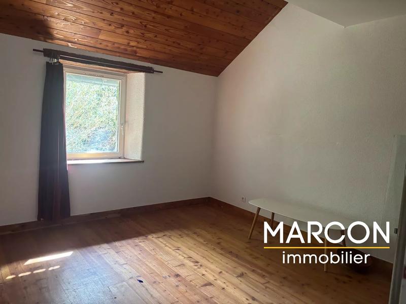 Maison de village - 302 m² - 15 pièces