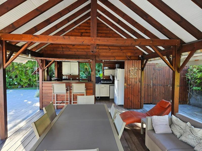 Maison - 190 m² - 16 pièces