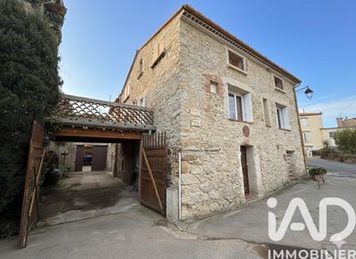 Maison - 223 m² - 8 pièces