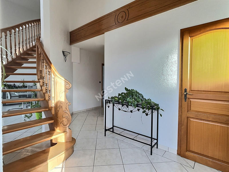 Maison - 188 m² - 6 pièces