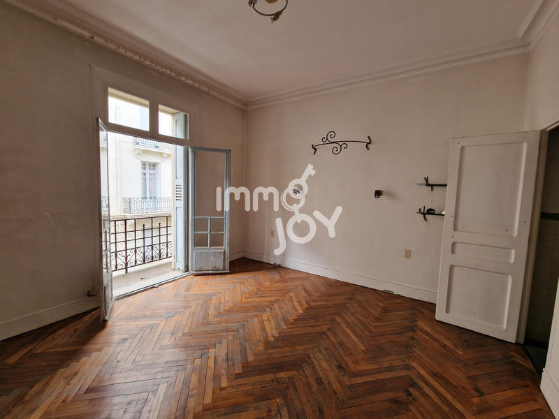 Appartement - 144 m² - 4 pièces