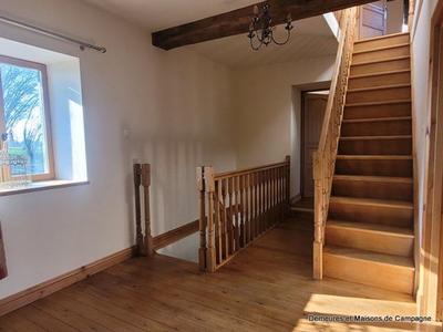 Maison - 217 m² - 8 pièces