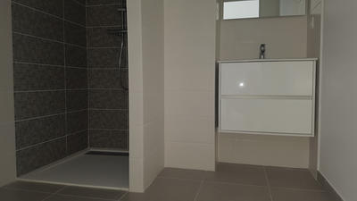 Appartement - 80 m² - 3 pièces