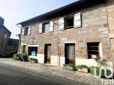 Maison de village - 140 m² - 7 pièces