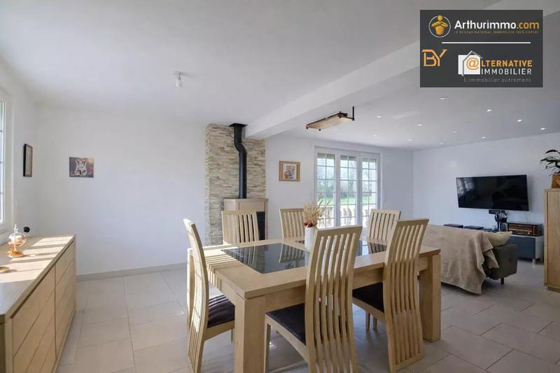 Maison - 99 m² - 5 pièces