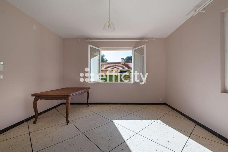 Appartement - 100 m² - 4 pièces