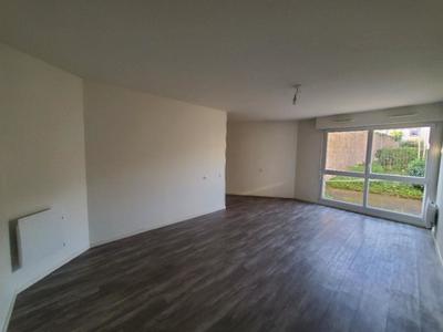 Appartement ancien - 81 m² - 4 pièces