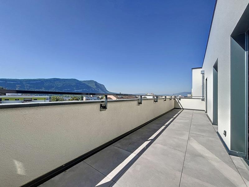 Appartement - 101 m² - 4 pièces