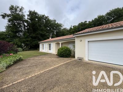 Maison - 139 m² - 4 pièces