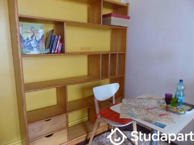 Chambre - 14 m² - 1 pièce