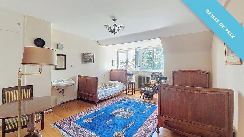 Maison bourgeoise - 277 m² - 6 pièces