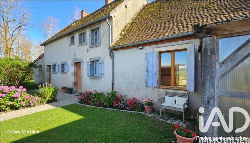 Maison - 236 m² - 7 pièces