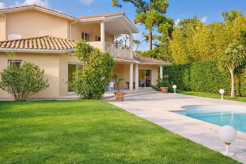 Villa - 181 m² - 7 pièces