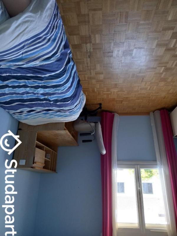 Chambre - 11 m² - 1 pièce