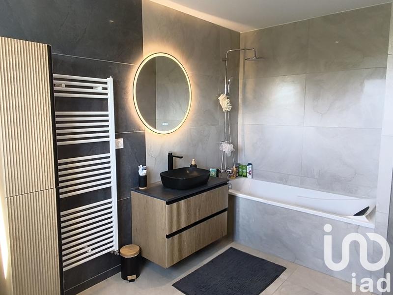 Maison - 141 m² - 6 pièces