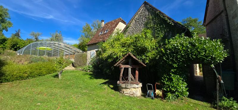 Demeure - 250 m² - 7 pièces