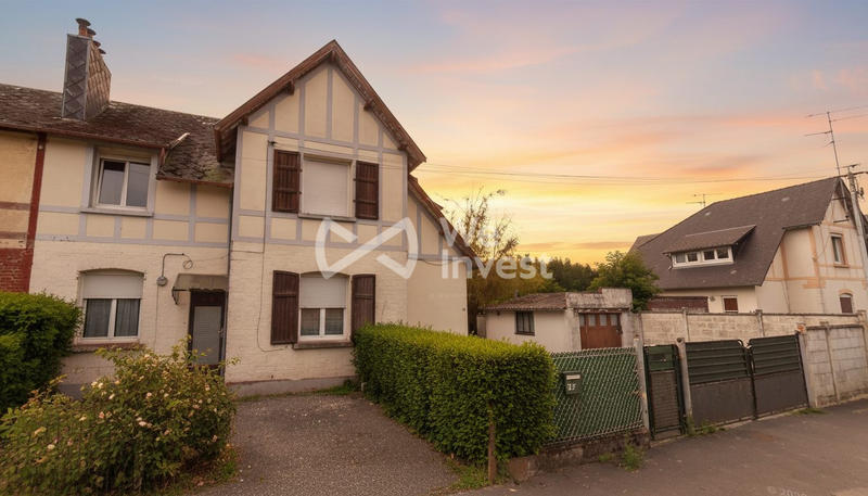 Maison - 140 m² - 8 pièces