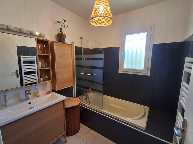 Maison - 93 m² - 5 pièces