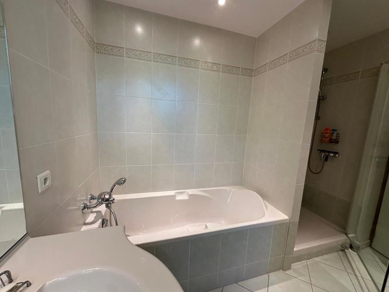 Maison - 167 m² - 6 pièces