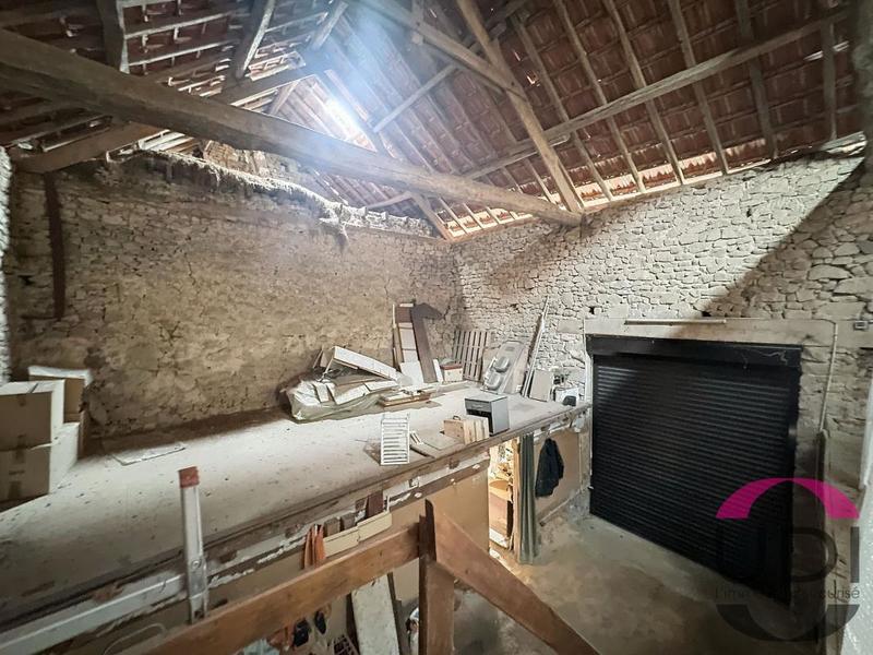 Maison - 104 m² - 4 pièces