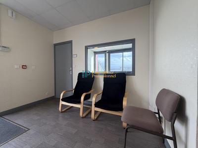 Bureau - 70 m² - 2 pièces