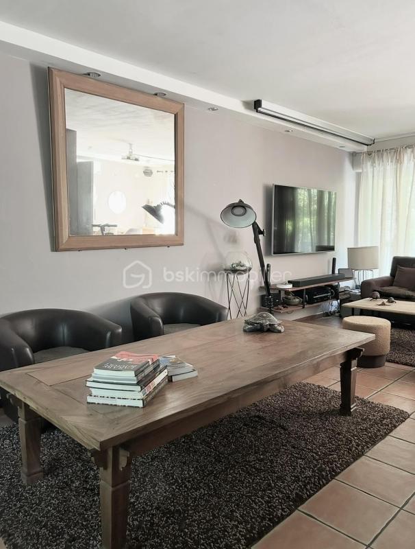 Maison - 137 m² - 6 pièces