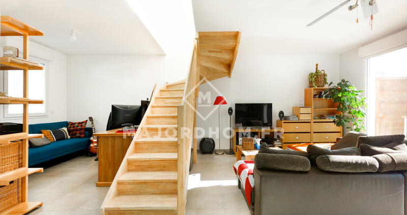 Appartement - 93 m² - 4 pièces