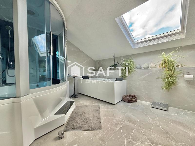 Maison - 151 m² - 7 pièces