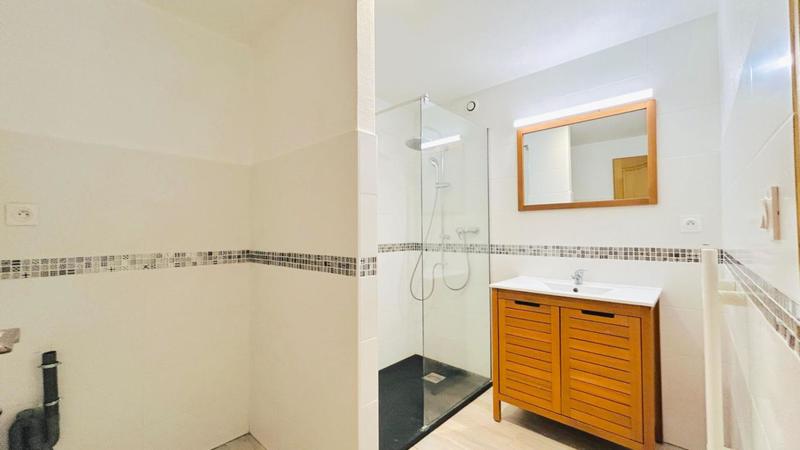 Maison en pierre - 120 m² - 4 pièces