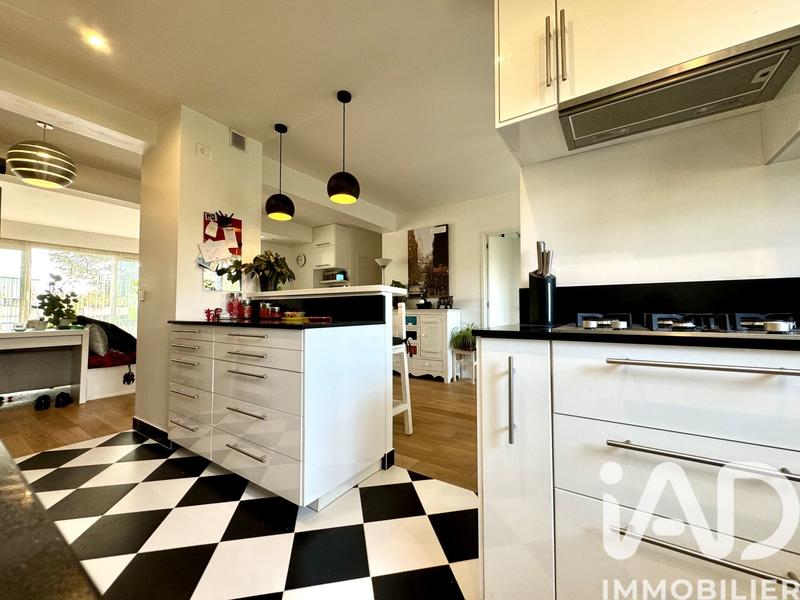 Appartement - 84 m² - 4 pièces