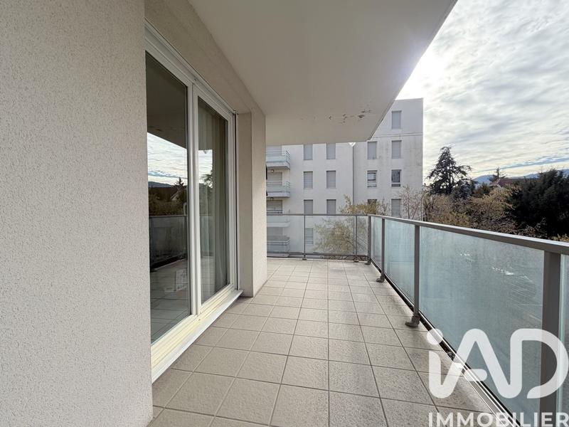 Appartement - 75 m² - 4 pièces