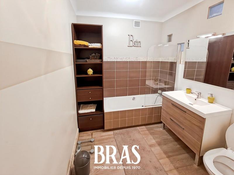 Maison - 145 m² - 6 pièces