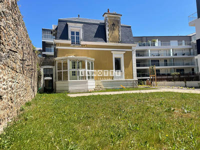 Maison - 148 m² - 7 pièces