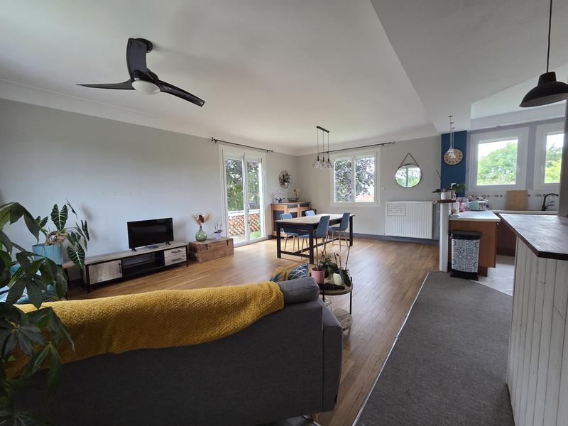 Maison - 164 m² - 8 pièces