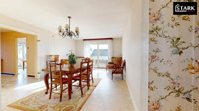 Maison - 92 m² - 5 pièces