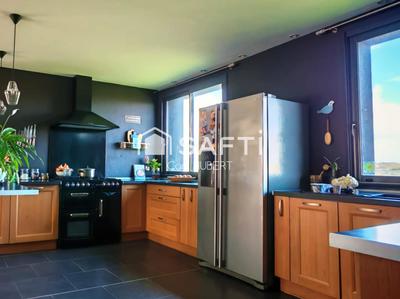 Maison de ville - 139 m² - 4 pièces