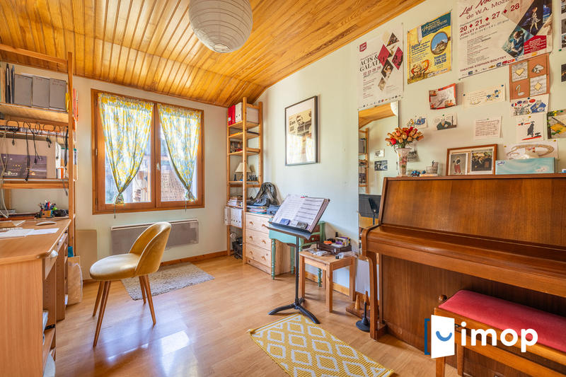 Maison - 135 m² - 6 pièces